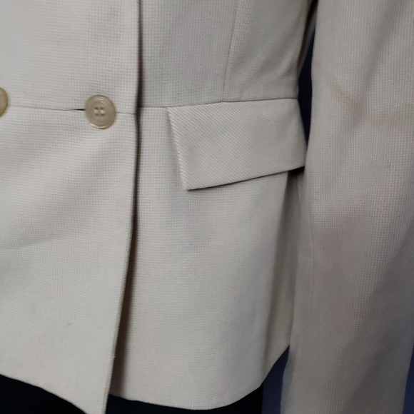Casual Corner Tan Blazer Size 6 - Picture 7 of 8
